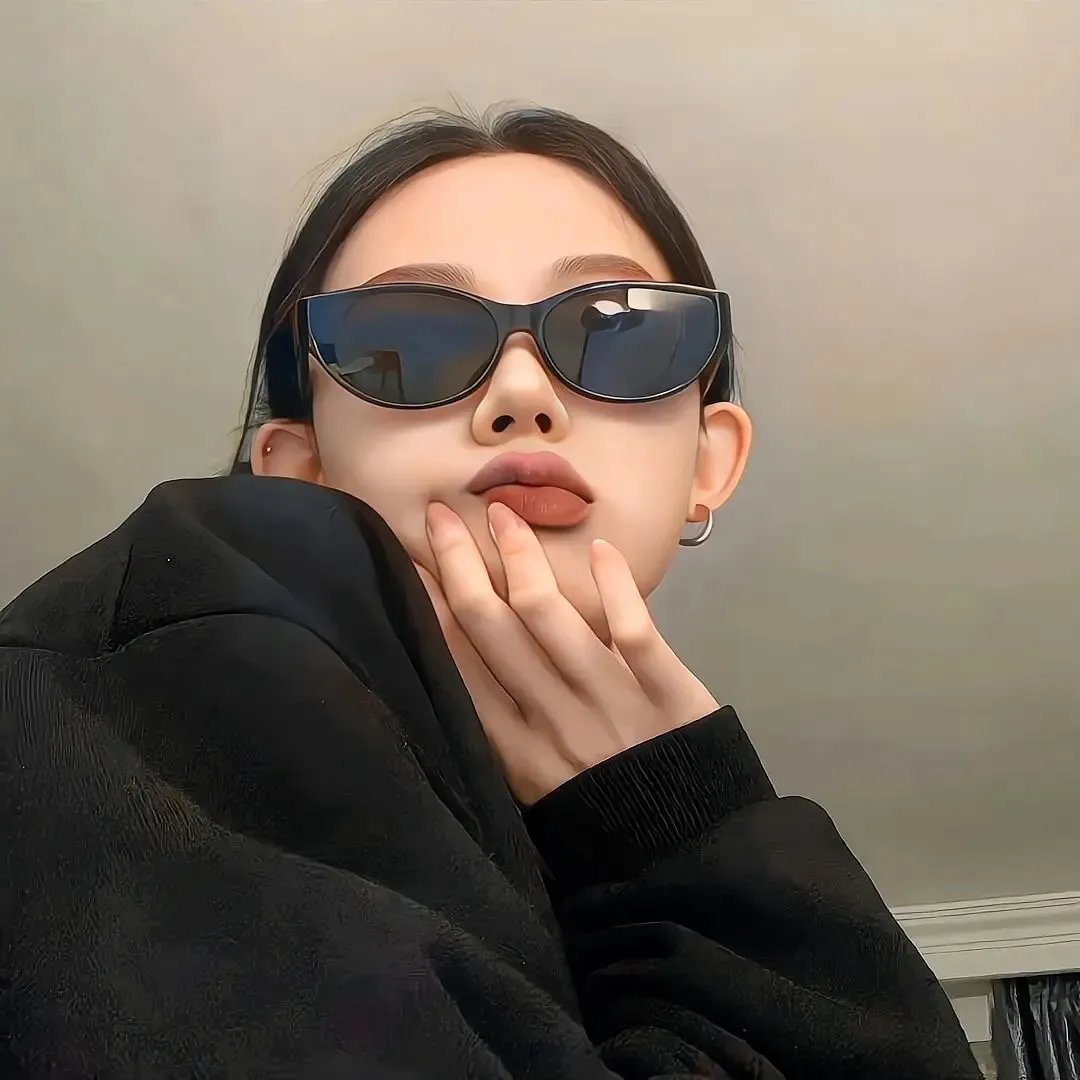 只有黑夜的女子